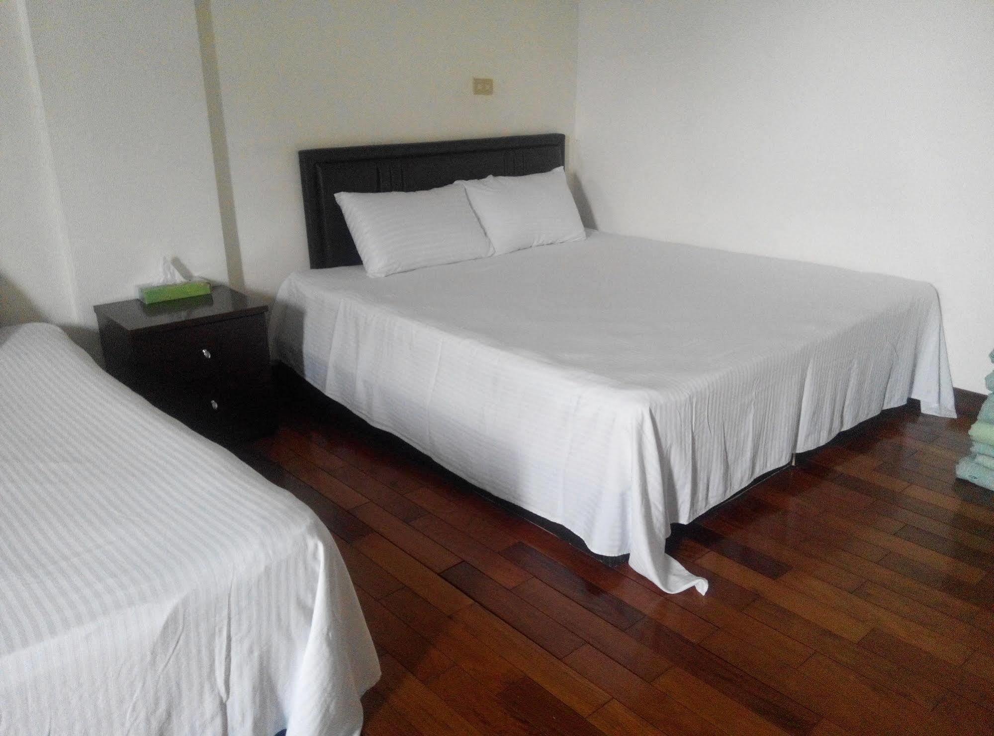 Taitung Travel Hostel Екстериор снимка