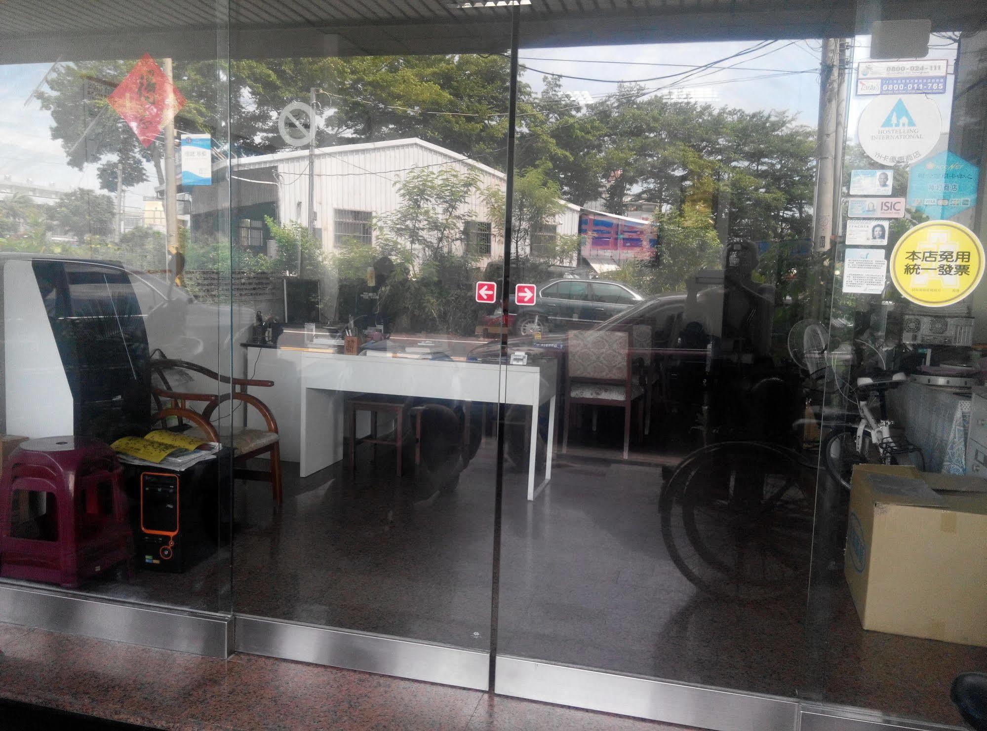 Taitung Travel Hostel Екстериор снимка